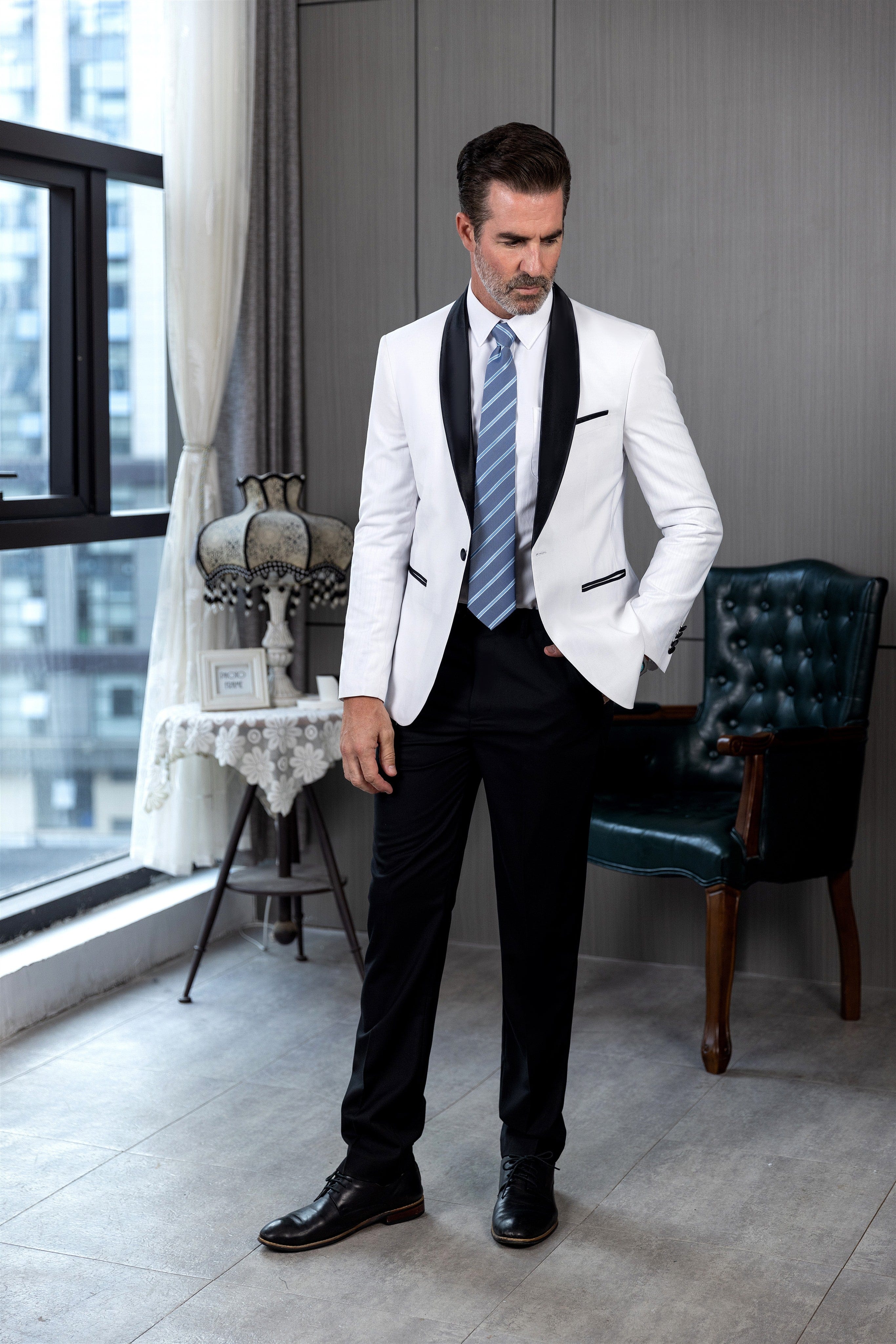 Off-White Havana Suit in Pure Silk | SUITSUPPLY India